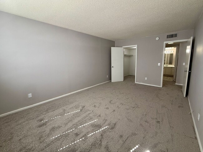 Photo - Central Park at East Bay