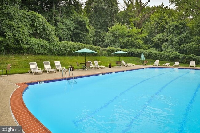 Photo - 7900 Old York Rd Unidad 510B