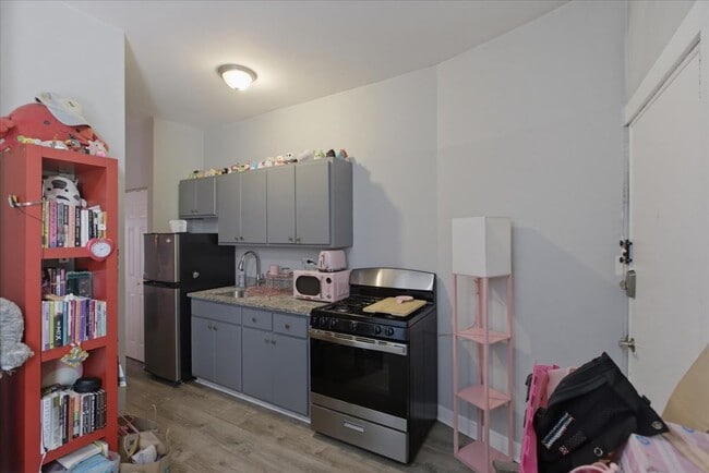 Photo - 5018 S Blackstone Ave Unit 202