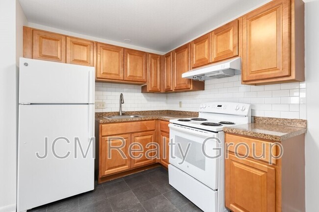 Photo - 303 Broadway Unidad C1 / 1stFloor Rental