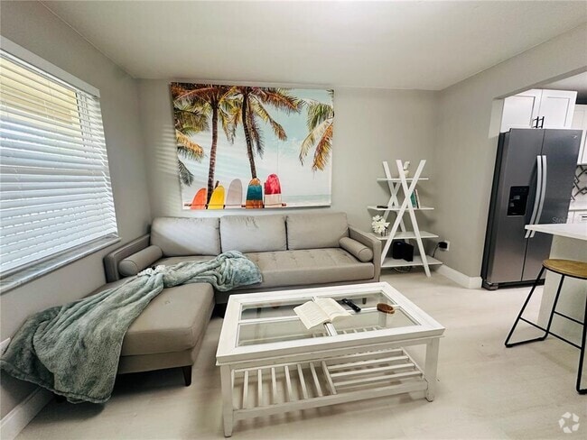 Building Photo - 2501 Harn Blvd Unit H24 Rental