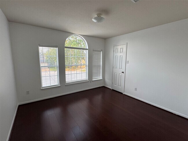 Photo - 6311 Auburn Terrace Ct