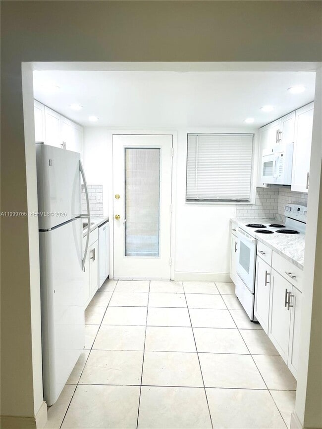 Photo - 11840 NE 19th Dr Unit 5