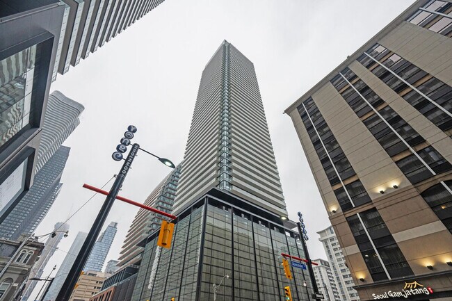 Photo - 501 Yonge St Unité SI ID1345950P