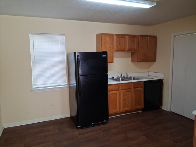 Photo - 209 E Wilson St