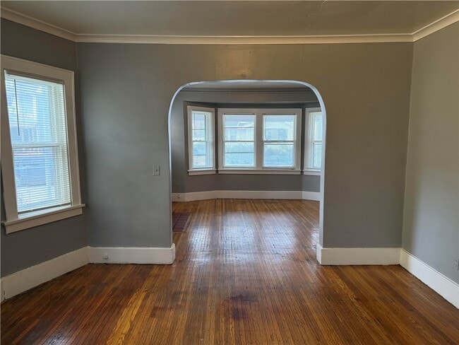 Photo - 93-95-95 Stratford Park