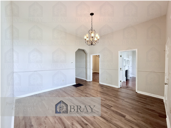 Photo - Timeless Elegance Meets Modern Comfort – S... House