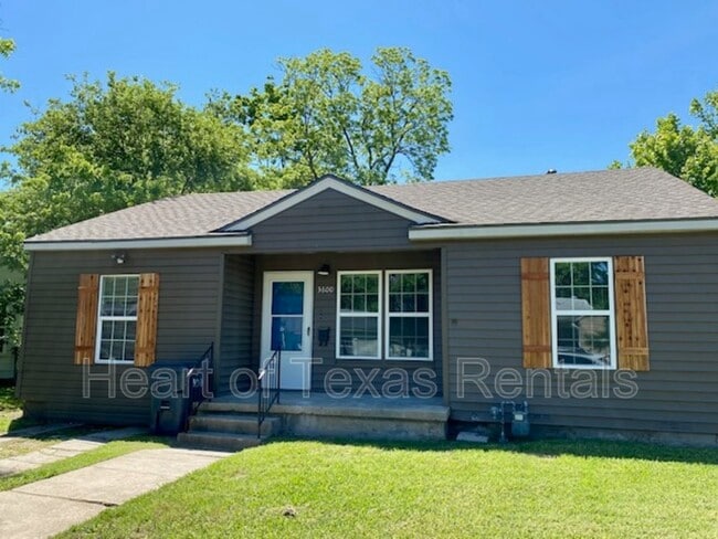 Building Photo - 3600 Maple Ave