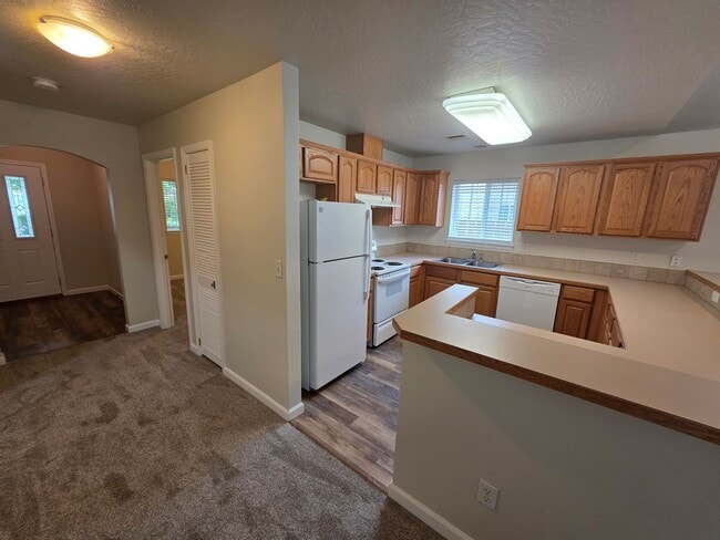 Photo - Spacious Duplex with Large Yard