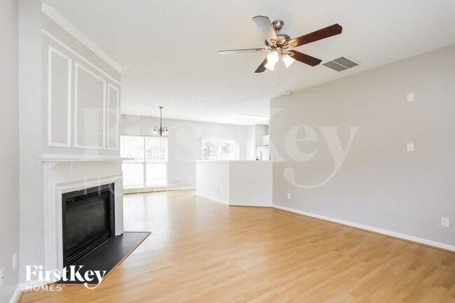 Photo - 5521 Scenic Brook Ln