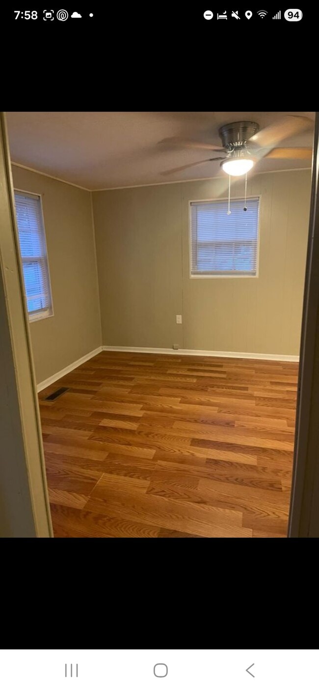 Photo - 800 South Dr