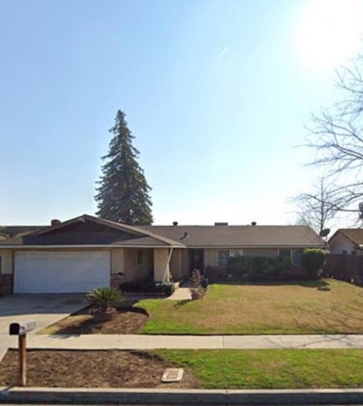 Single Family Home - 5188 E Dwight Way House