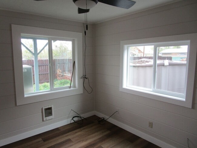 Photo - 0521 Unit 02