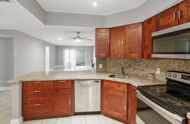 Photo - 6301 N Falls Cir Dr Unit 111