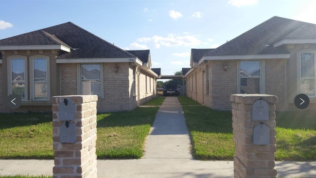 Photo - 1906 Horsetail Fls Apartments Unit B