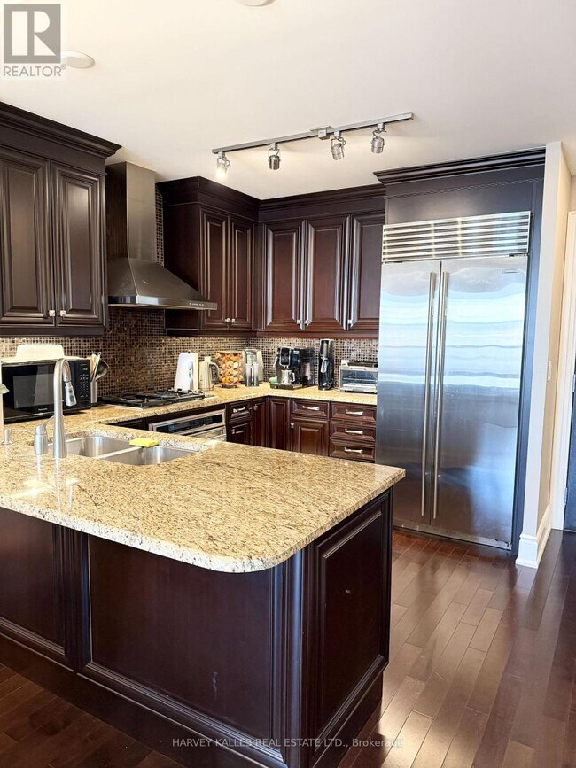 Photo - 1717 Avenue Rd Unit 317