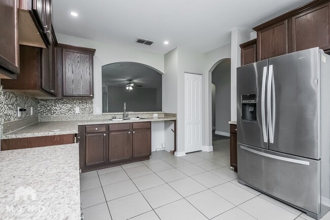 Photo - 4991 Windbourne Way