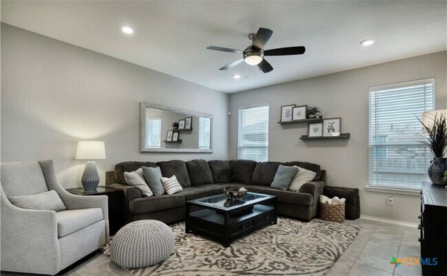 Photo - 109 Muenster Dr Casa