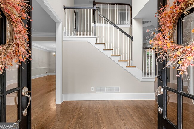 Photo - 340 Broadmoor Dr