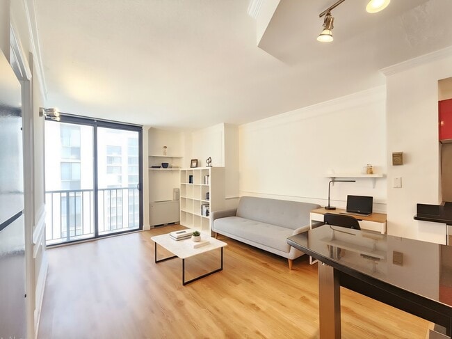 Building Photo - 4242 East West Hwy Unit 1020