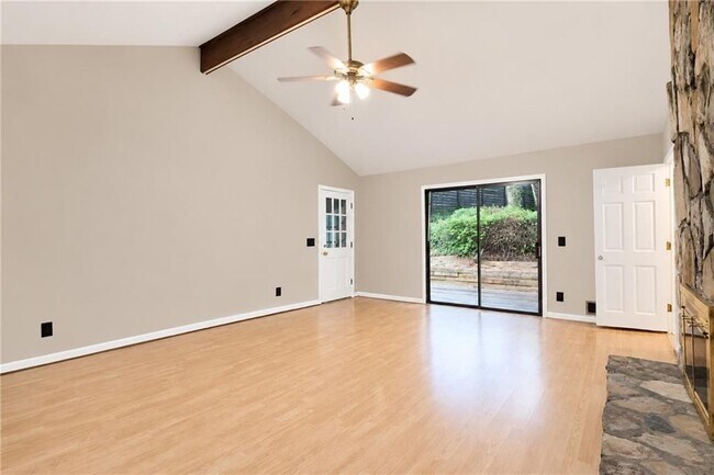 Photo - 3470 Clubland Dr