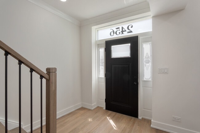 Photo - 2456 W Huron St