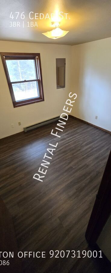 Photo - 476 Cedar St