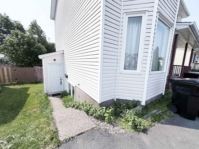 Photo - 18 Alderberry Ln