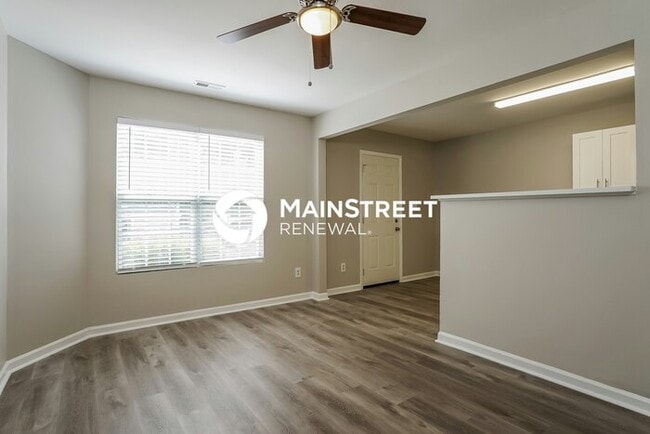 Photo - 3 Bedroom Pet-Friendly Home in Raleigh, NC with Main Street Renewal