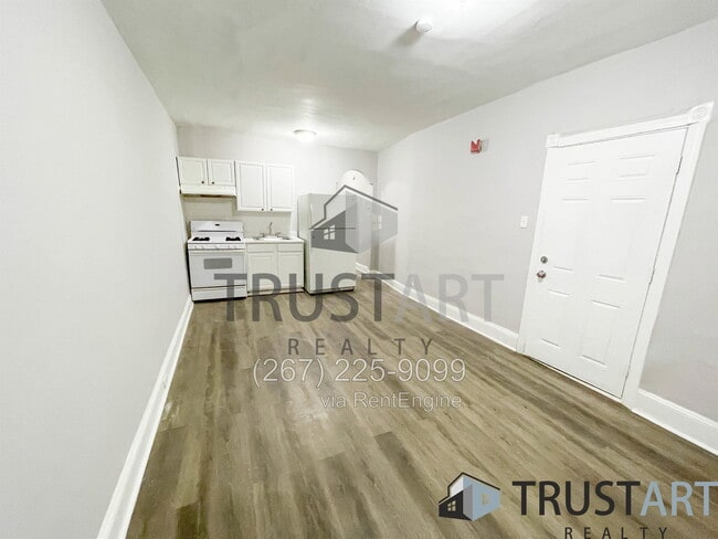 Building Photo - 2321 N 25th St Unit 1