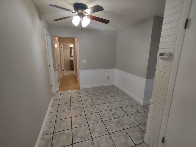 Photo - 8811 Seeley Ln