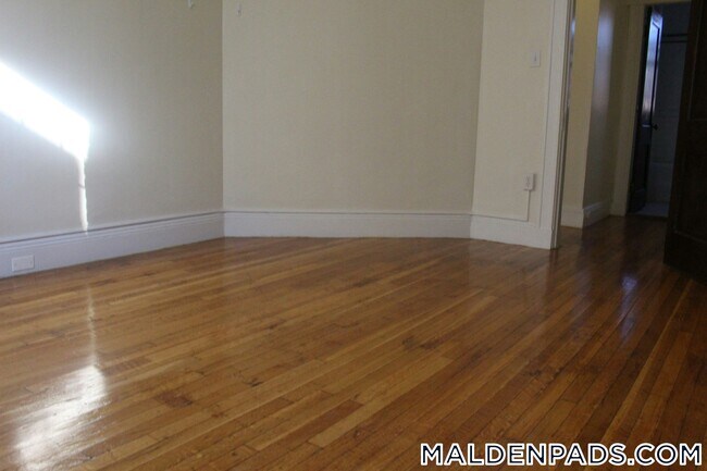 Photo - 86 Maple St Unit 2