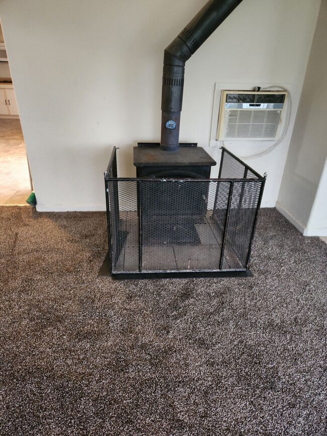 Photo - 3-Bedroom 1 1/2-Bathroom home in Creswell