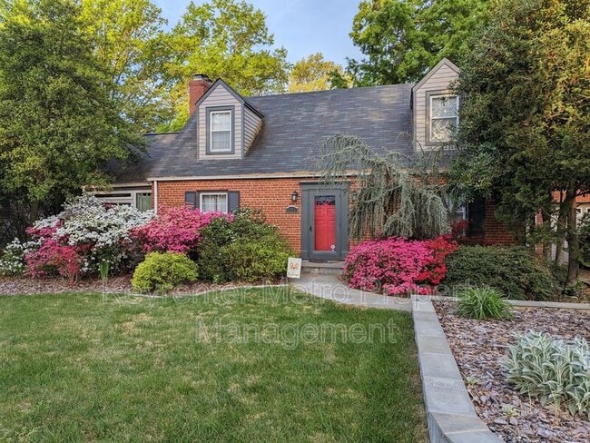 Building Photo - 9201 Fort Foote Rd