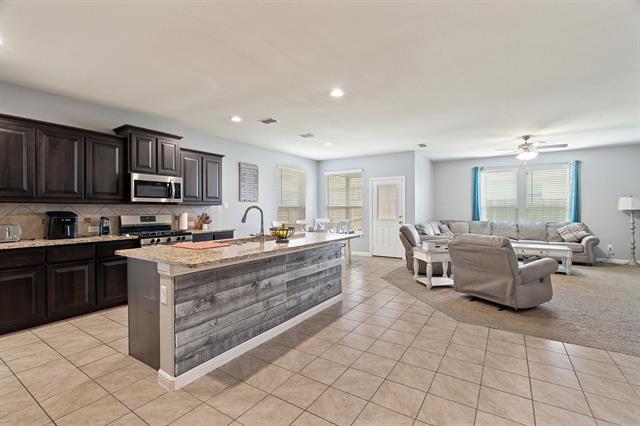 Photo - 9124 Golden Hollow Ln
