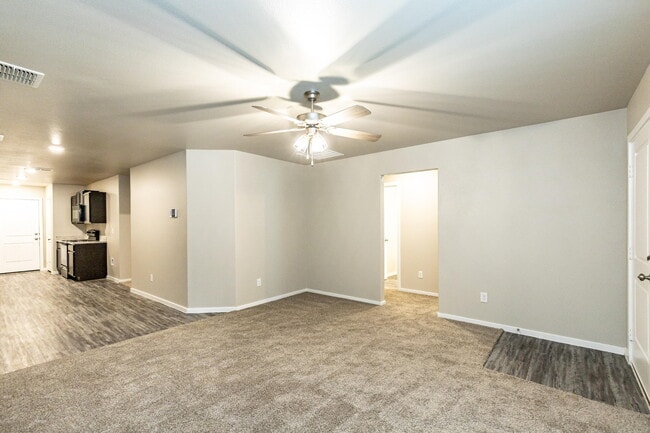 Photo - 1609 134th St