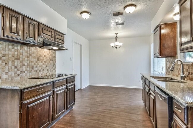 Photo - 16626 Royal Mile Ln