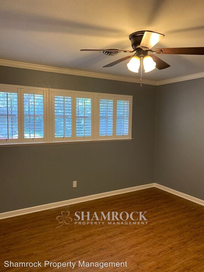 Photo - 3 br, 2 bath House - 2117 Lake James