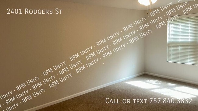 Photo - 2401 Rodgers St