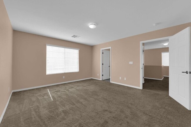 Photo - 7330 Phlox Rd