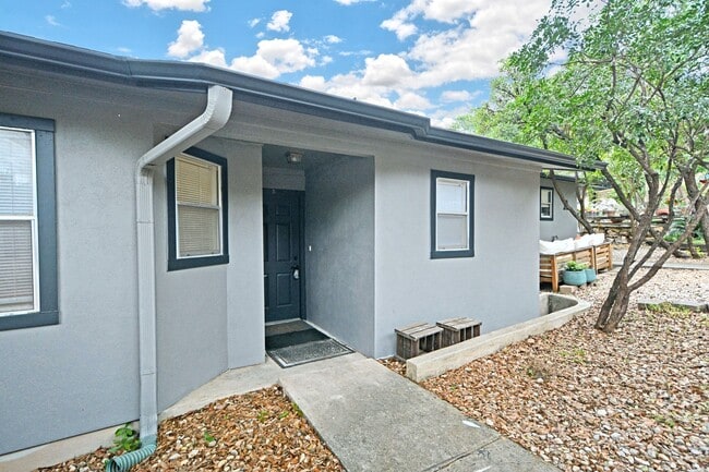 Photo - 663 Floral Ave