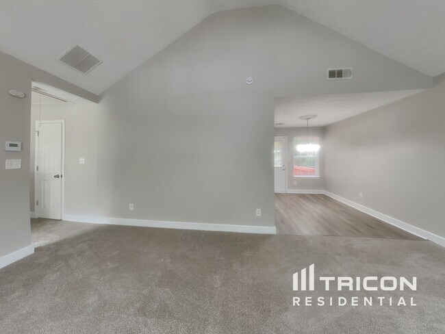 Photo - 7010 Red Maple Ln