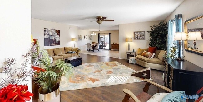 Photo - 144 Sagebrook Dr