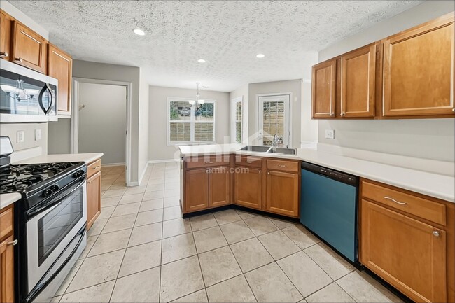 Photo - 840 James Ridge Dr