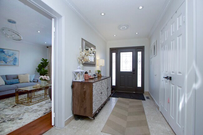 Photo - 1669 Dellbrook Ave