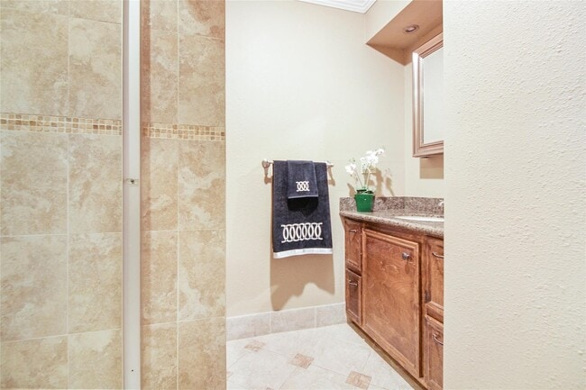 Photo - 1915 E Allegro St