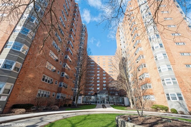 Photo - 4950 N Marine Dr Condo Unit 404