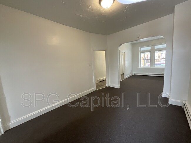 Photo - 938 W College Ave