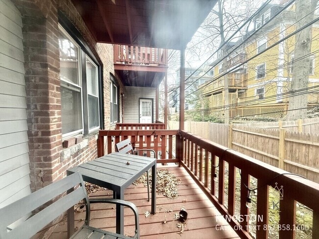 Photo - 676 Washington St Unidad 4R