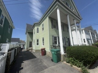 Photo - 234 W 6th St Unit 1